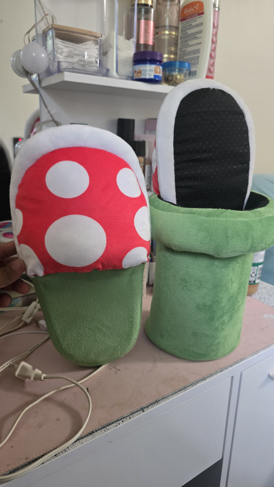 Super Mario Piranha Plant Slippers