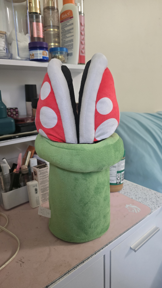 Super Mario Piranha Plant Slippers - photo 2