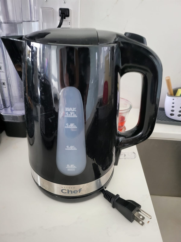 Master Chef Electric Kettle - Black