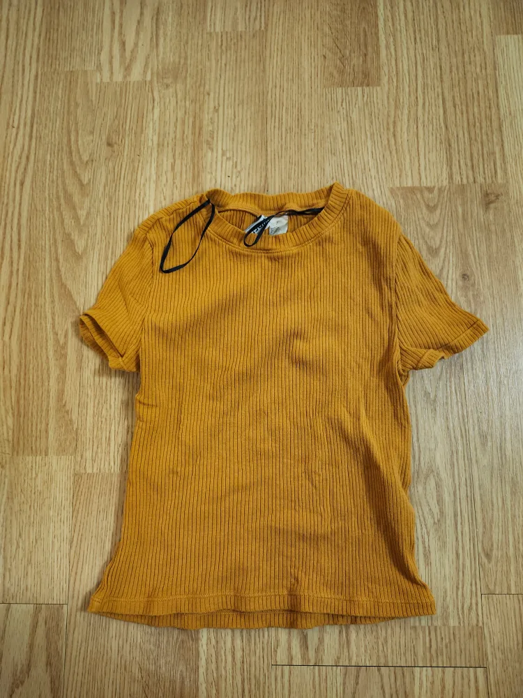 Loose baby tee image indicator(2)