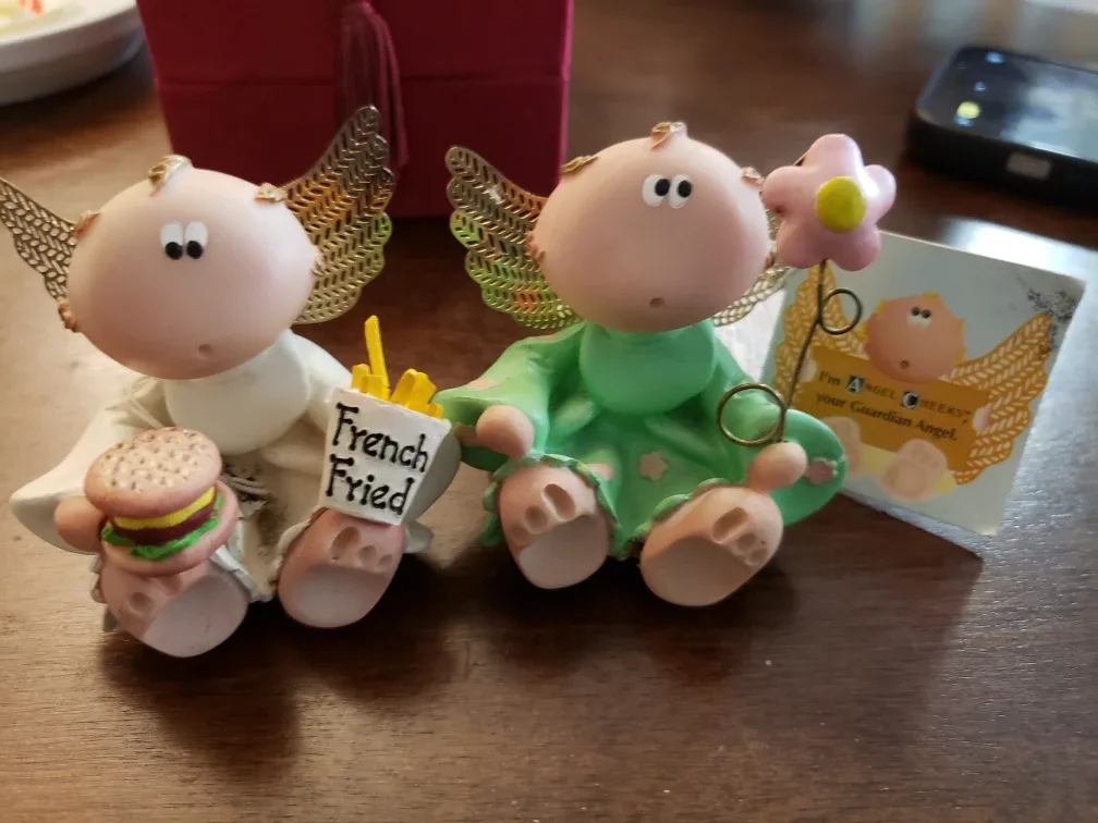 Angel Cheeks Guardian Angel Figurines thumbnail