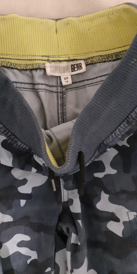 Survival Gear Camo Cargo Pants - Size S (7-8) image indicator(2)