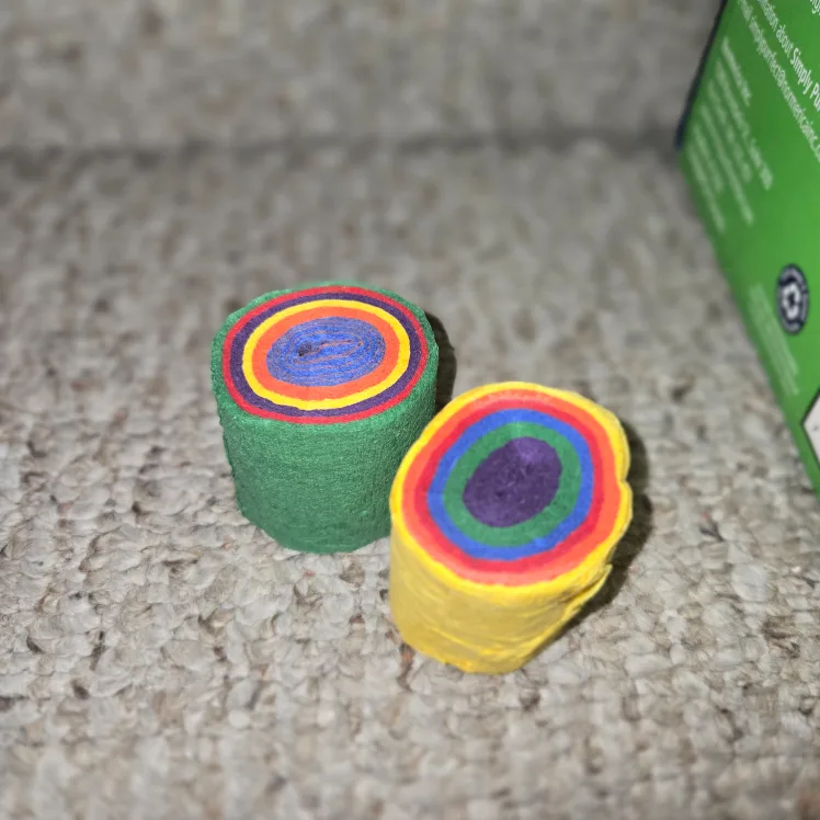 Colourful Paper Steamers image indicator(3)