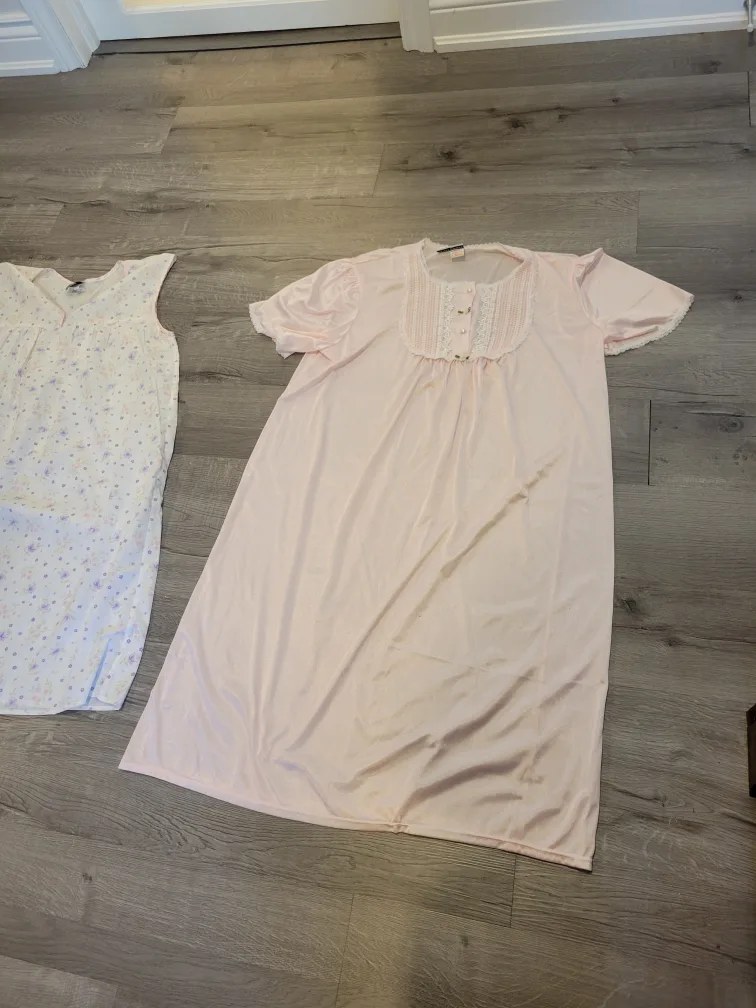 2 Vintage Nightgowns - medium image indicator(3)