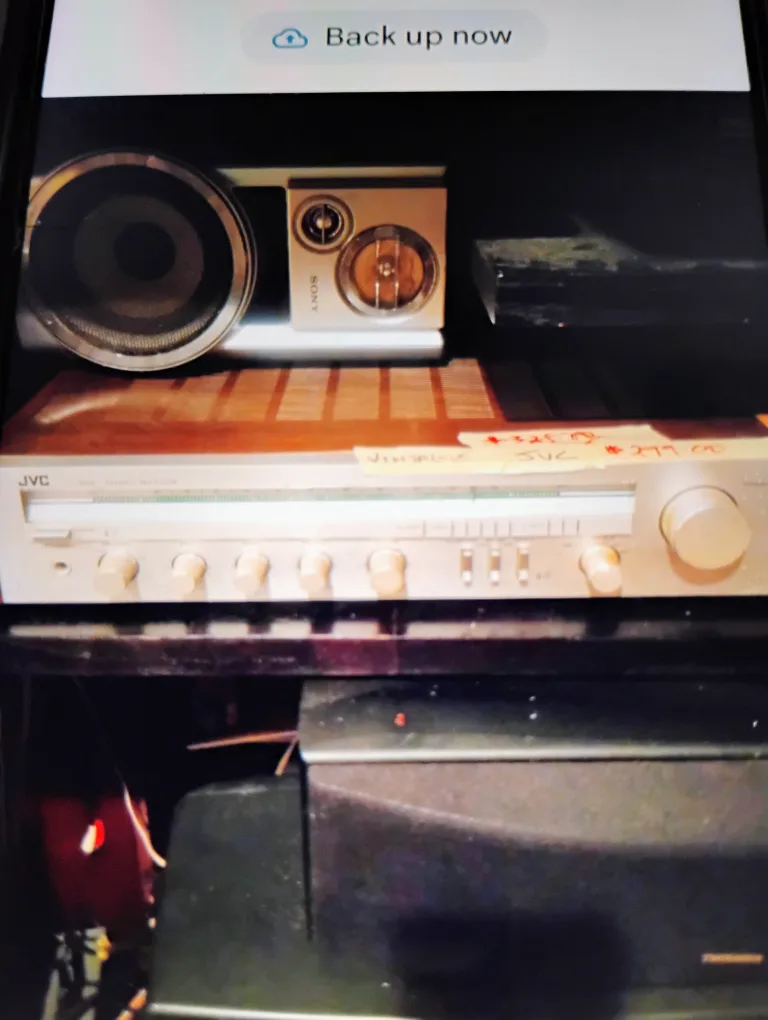 vintage Stereo equipment thumbnail