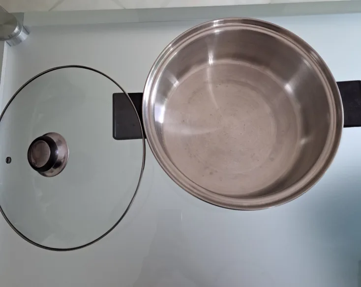 Stainless Steel Stock Pot with Lid image indicator(3)