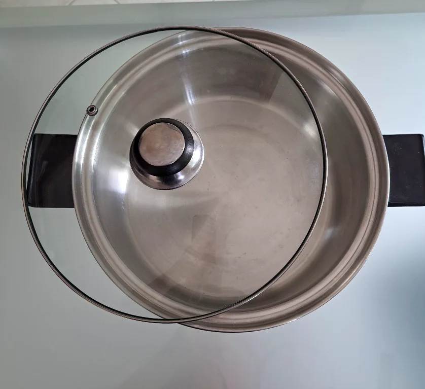 Stainless Steel Stock Pot with Lid image indicator(4)