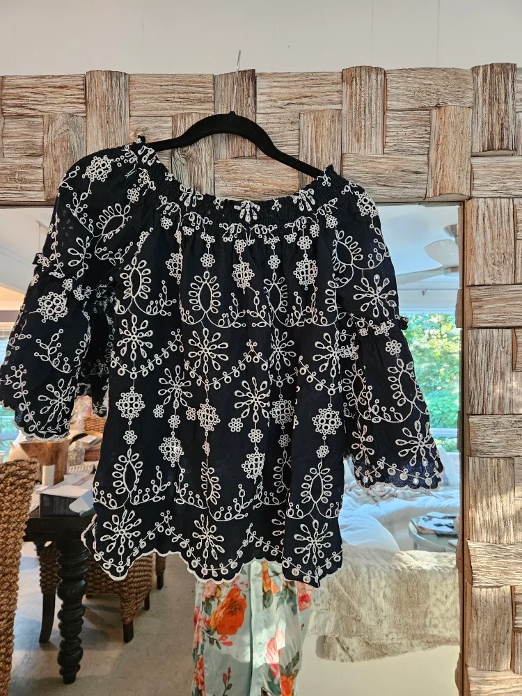 Laura Petites Size 8 Blouse thumbnail