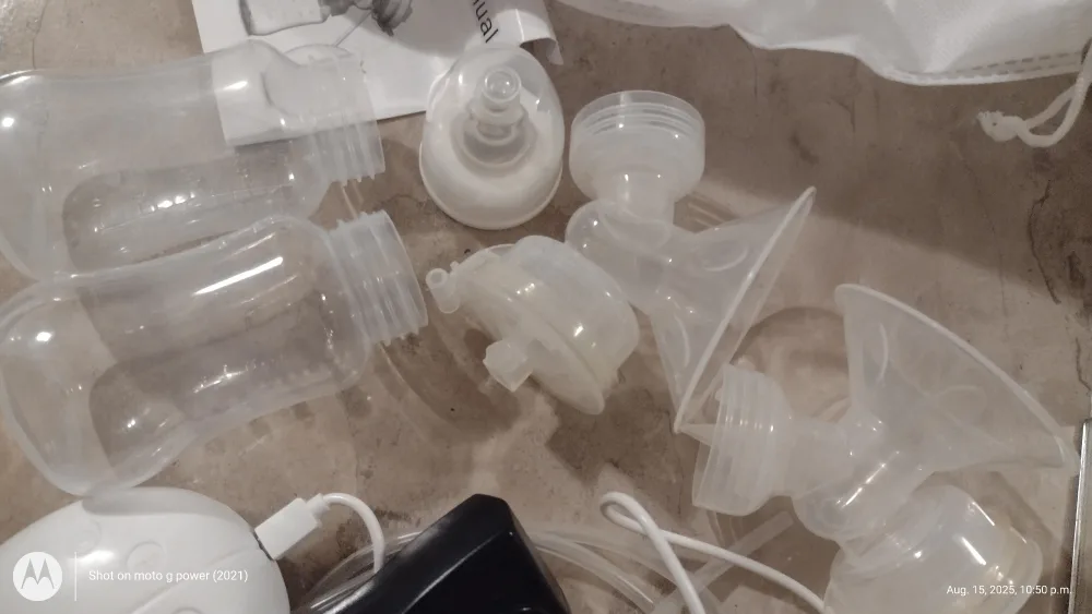 Electric Breast Pump with Accessories image indicator(5)