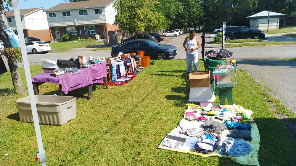 GARAGE SALE image indicator(2)