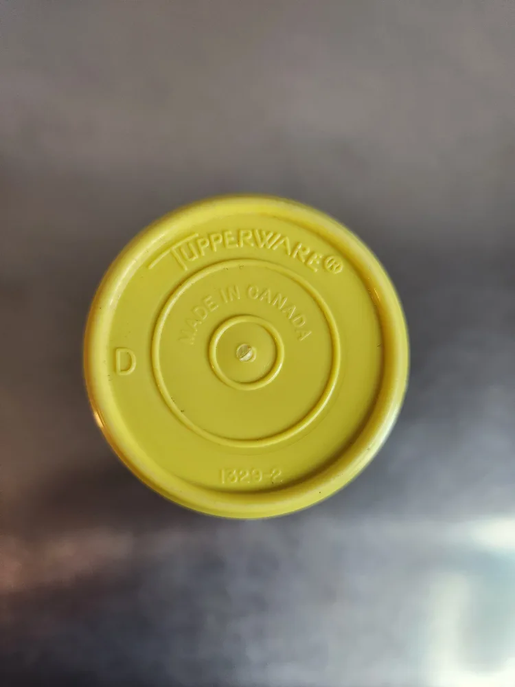 Tupperware Pump Dispenser - Red & Yellow image indicator(5)