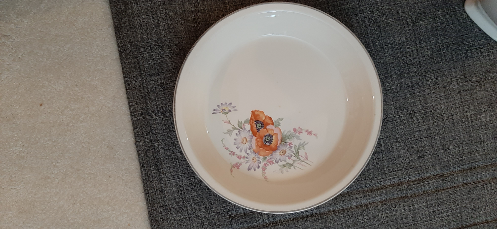 1940s Universal Potteries Inc.. Pie Plate