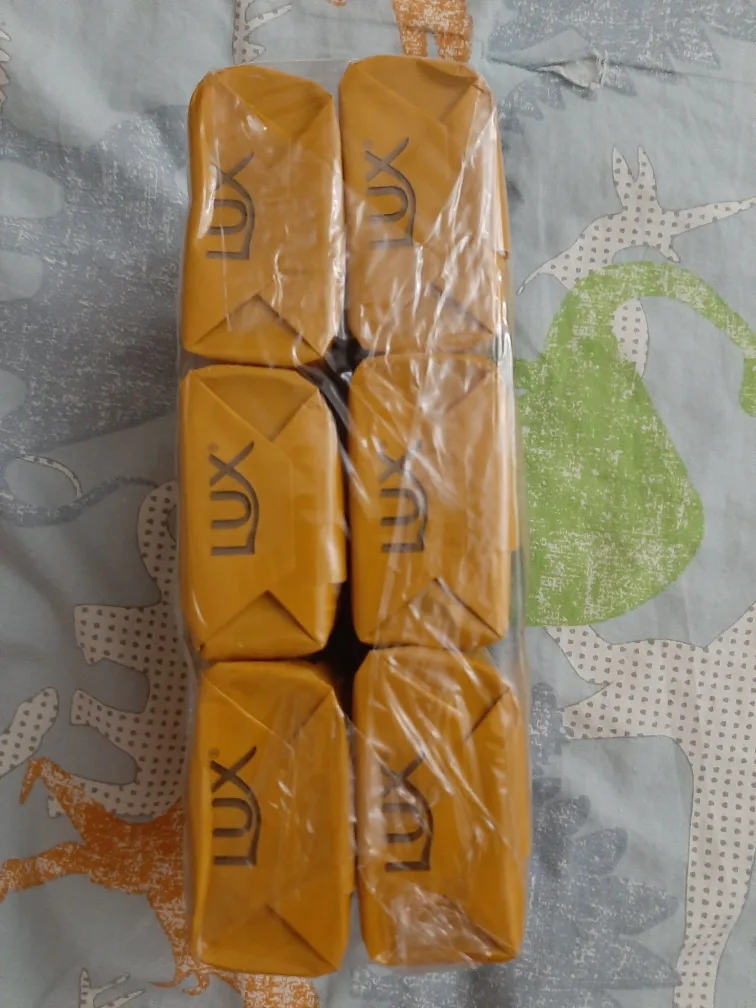 Lux Dream Delight Bar Soap 6-Pack image indicator(2)