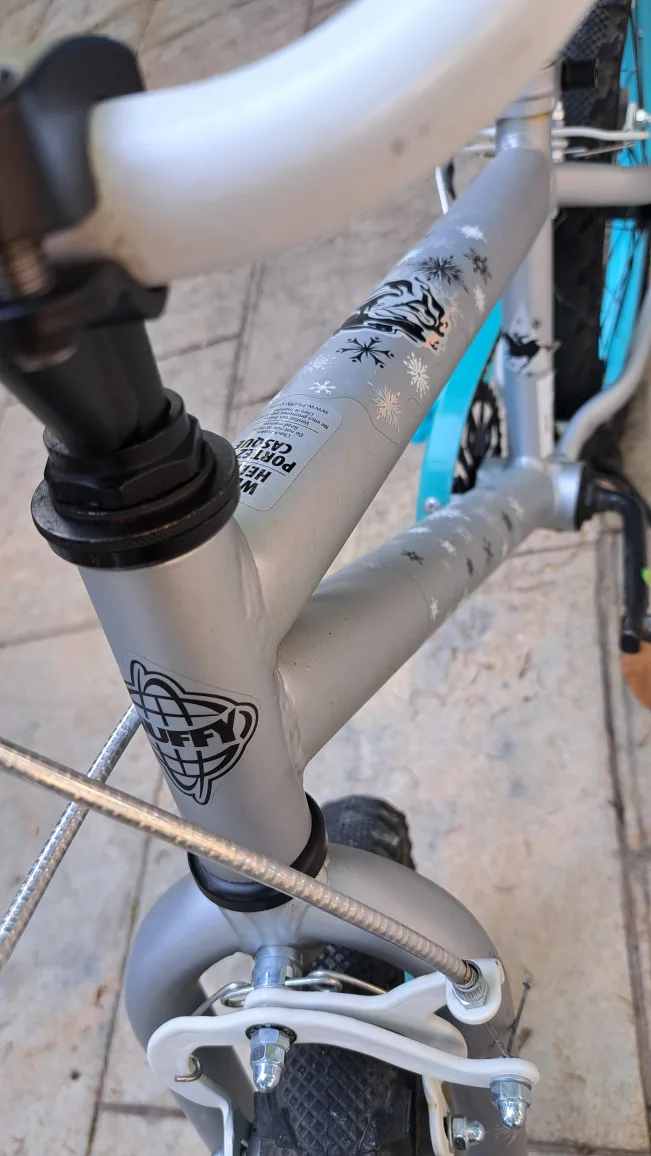 Huffy Disney Frozen 18" Bike image indicator(3)