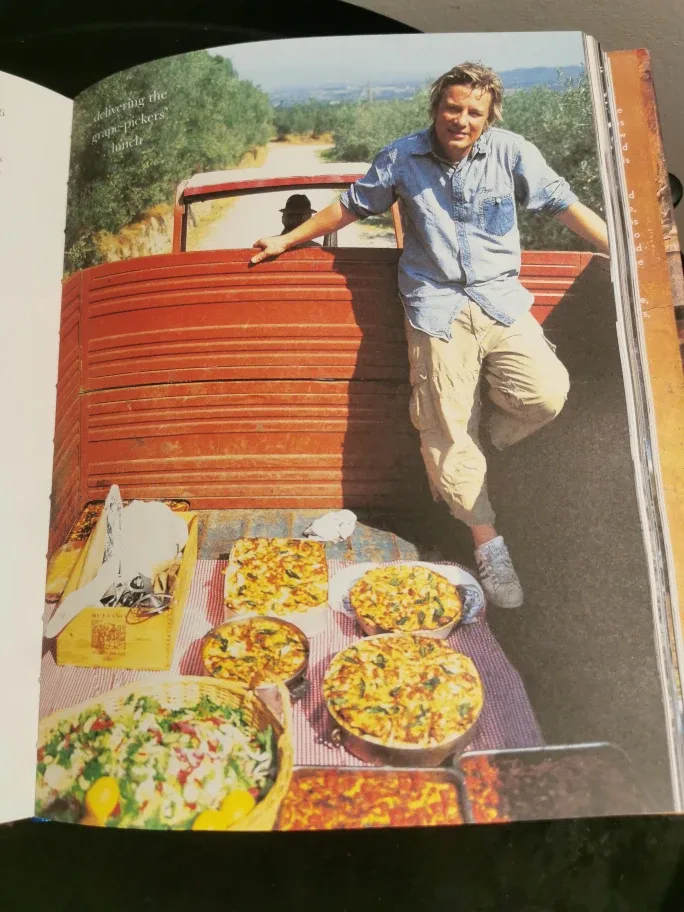 Jamie Oliver's Italy Cookbook image indicator(9)