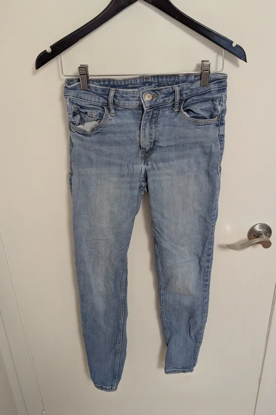 Old Navy Rockstar Jeans - Women's Size 6 thumbnail