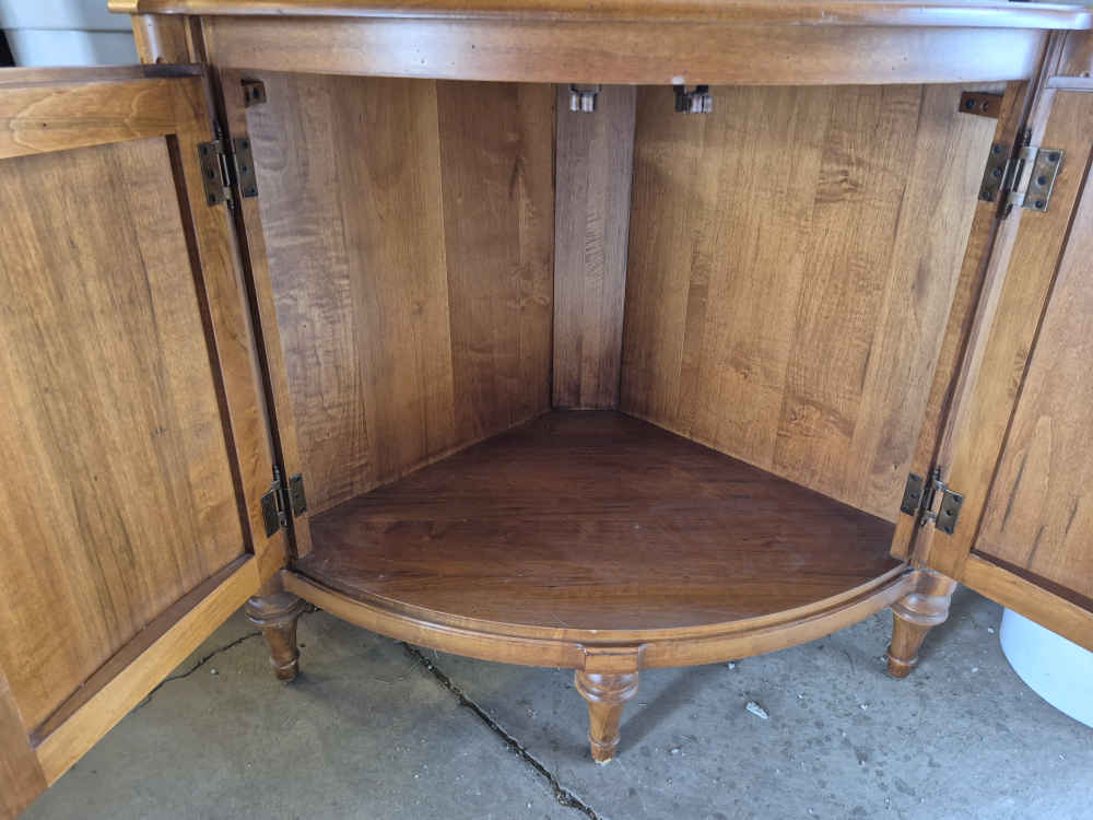 Ethan Allen Corner Cabinet - photo 2