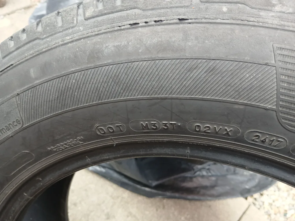 Michelin Premier LTX 225/65R17 Tires image indicator(5)