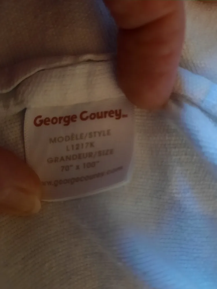 George Courey Blanket 70" x 100" image indicator(2)