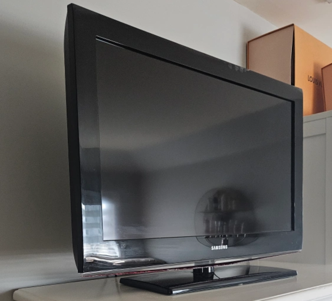 Samsung TV 40 " - photo 2