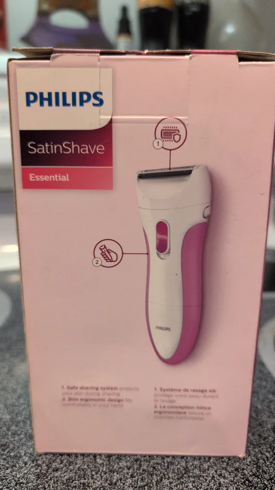 Philips SatinShave Essential - New in Box! image indicator(2)