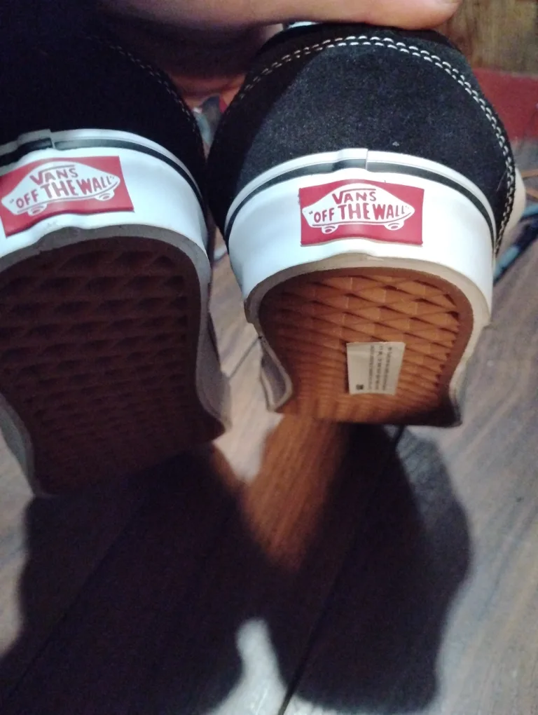 Vans Lowland CC Black/White, Women's 7.5 image indicator(6)