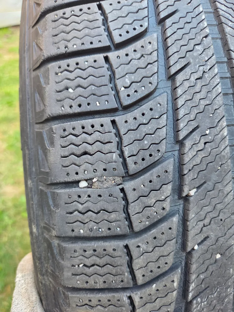 Michelin Radial X0 Tire 255/55R19 image indicator(6)