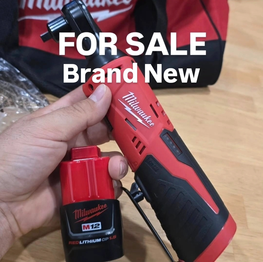 Milwaukee M12 12V Lithium-lon Cordless 3/8 -inch Ratchet