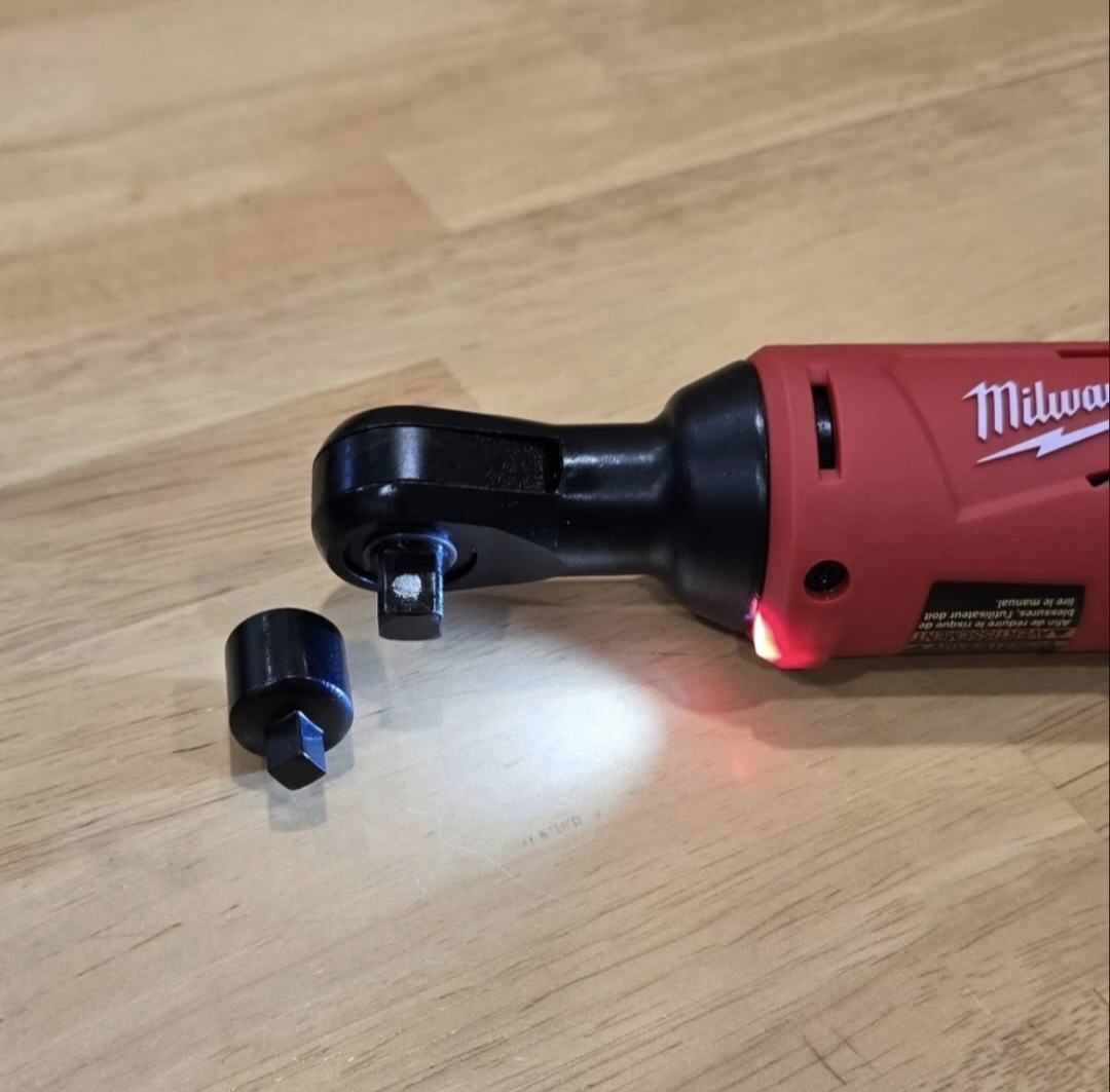 Milwaukee M12 12V Lithium-lon Cordless 3/8 -inch Ratchet - photo 4