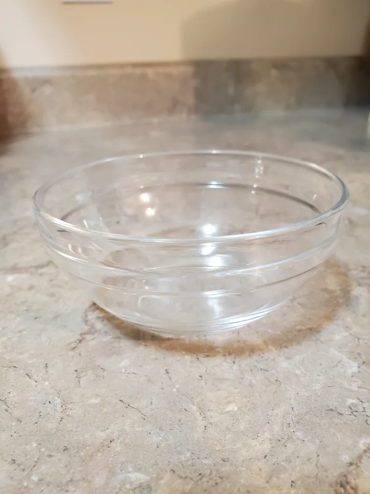 🧡 Small Glass Bowl/Trinket Dish thumbnail