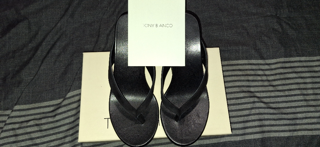 Tony Bianco Sandles