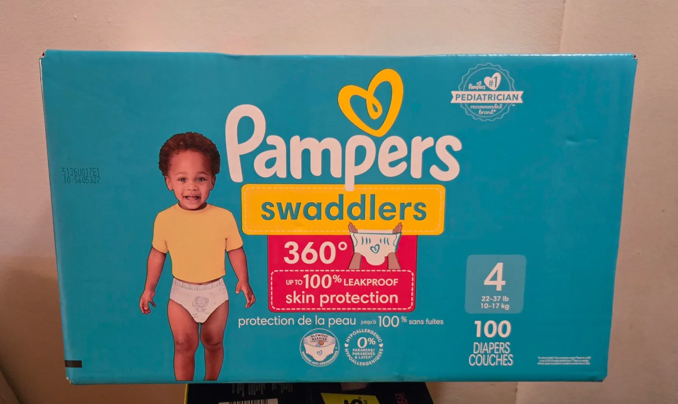 Pampers Swaddlers Size 4 (100 Diapers) thumbnail