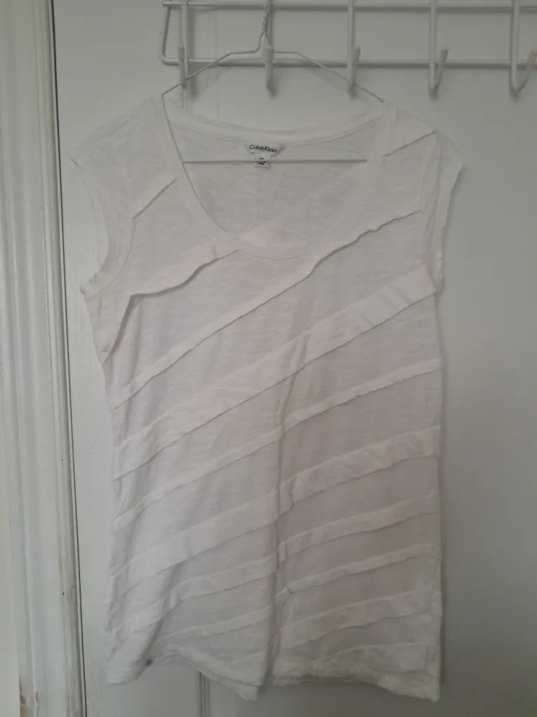 Calvin Klein White Top- Size XS thumbnail