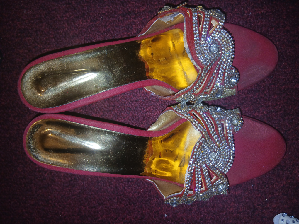 Red & Gold Embellished Heels - photo 2