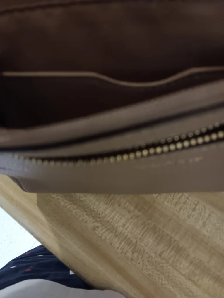 Liz Claiborne Crossbody Bag❤️ image indicator(2)