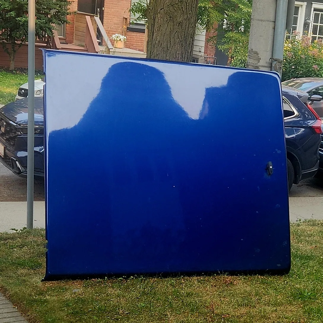 FREE: Hard Truck Bed Cover for Ford F-150 (Queen & Broadview) thumbnail
