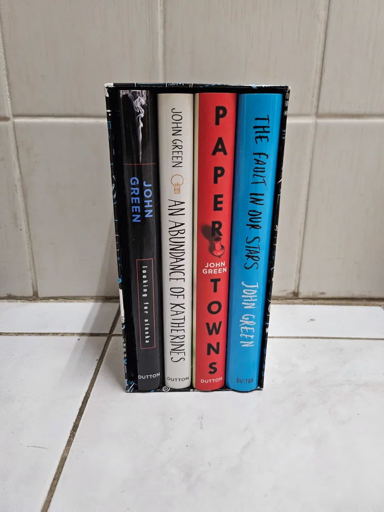 John Green Book Set - Looking for Alaska, Paper Towns 🧡 thumbnail