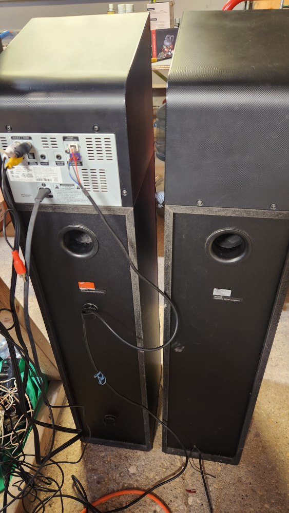 Samsung Tower Speakers - Black - photo 2