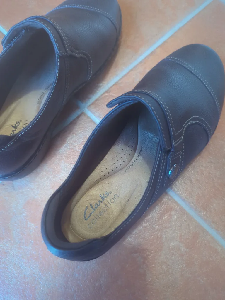 Clarks Collection Leather Loafers image indicator(2)