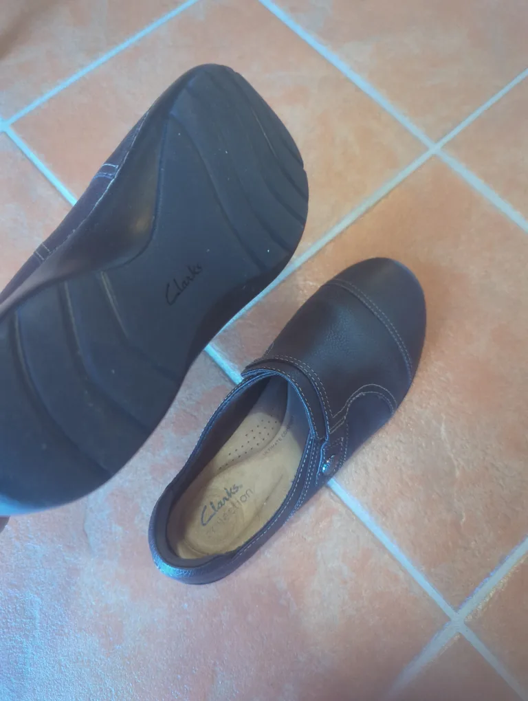 Clarks Collection Leather Loafers image indicator(3)