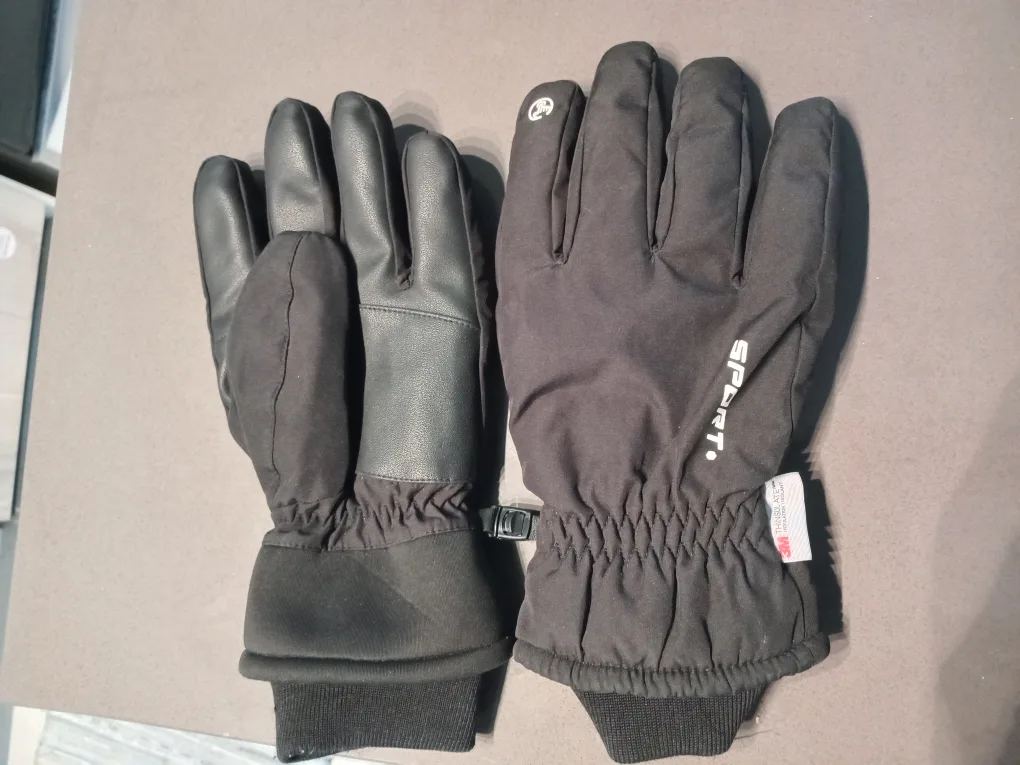 Sport Black Gloves with 3M Thinsulate Insulation thumbnail