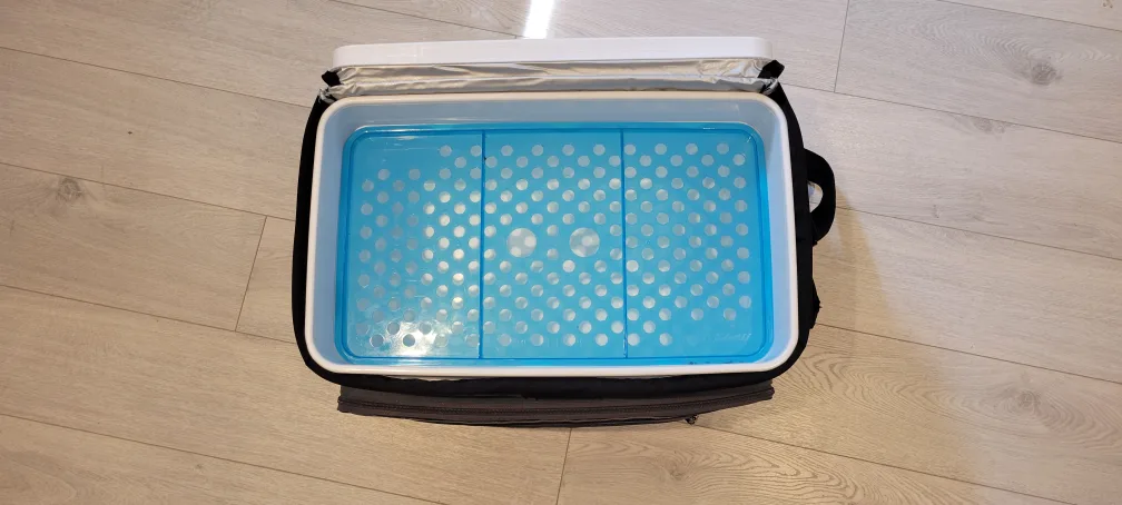 Titan Deep Freeze Zipperless Cooler image indicator(3)