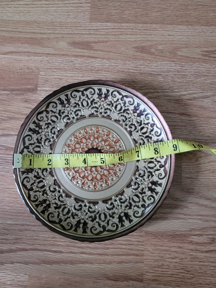 Set of 4 Decorative Metal Plates image indicator(4)