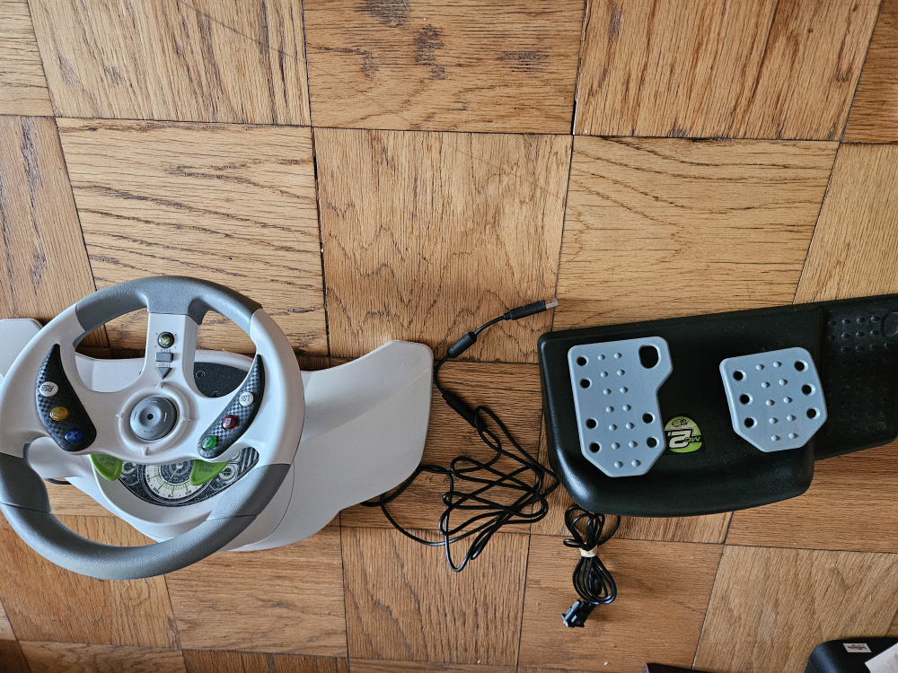 Madcatz Steering and Pedals Xbox 360