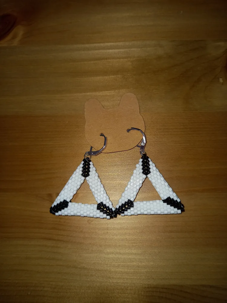 Handmade Triangle Beaded Earrings - White & Black image indicator(2)