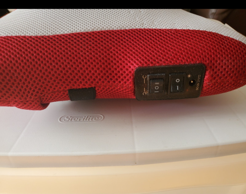 BACK MASSAGER - WITH INFRARED HEAT - photo 3