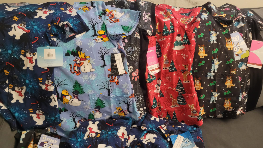 Brand New with tags on, Good brand Scrub Tops - Size M & XS - photo 2