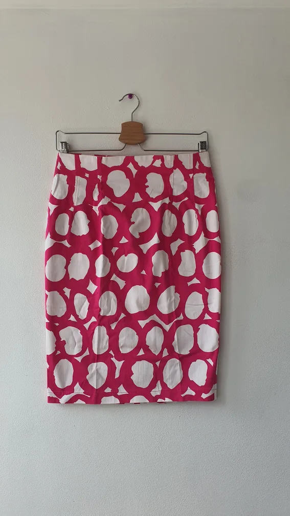 Pencil Skirt - Black and Pink Patterned image indicator(3)