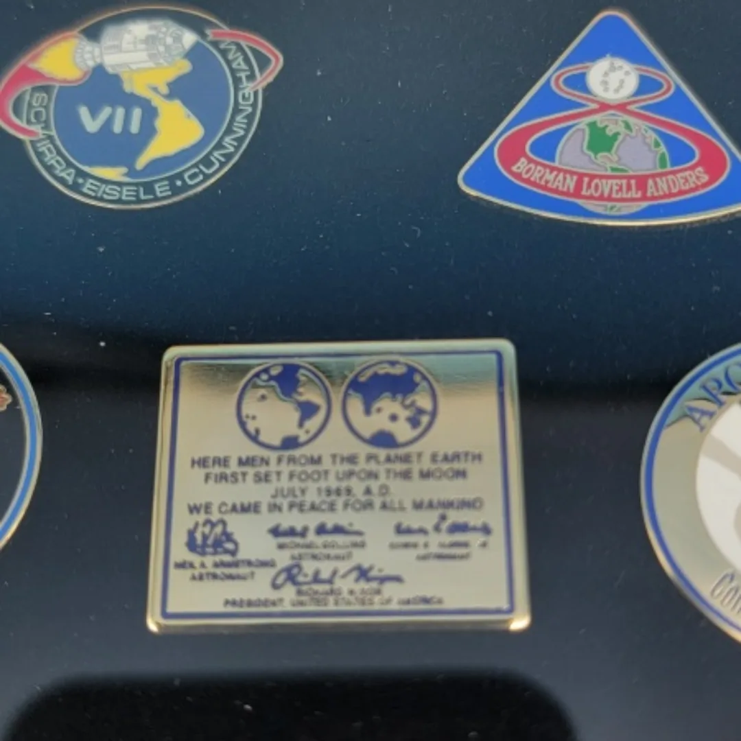 🥳NEW🤩 APOLLO PROGRAM MANNED MISSION INSIGNIAS Framed Collection image indicator(5)