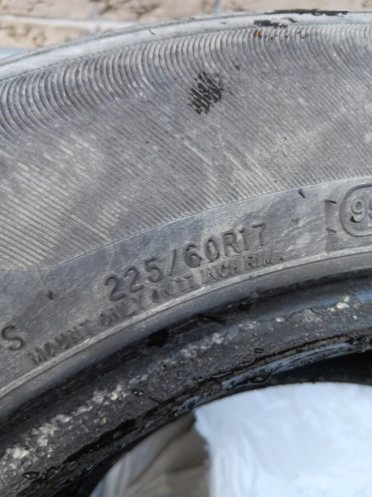 Eskay Winter Tires 245/60R18 & 225/60R17 image indicator(2)